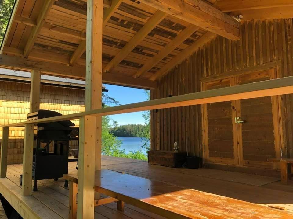Vehkaniemen Lomatila Pohjaslahti Rum bild